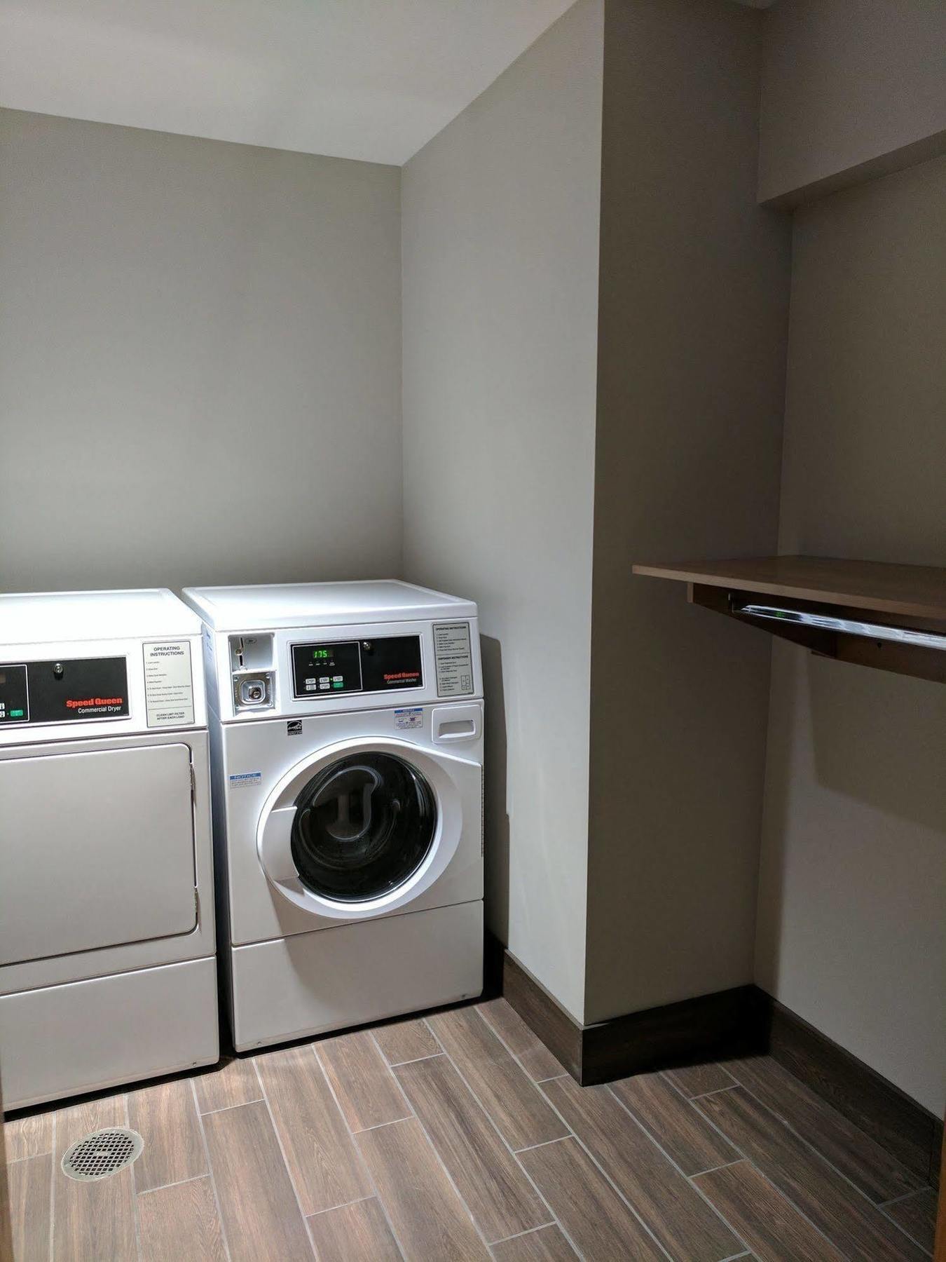 Microtel Inn & Suites By Wyndham Clarion Extérieur photo