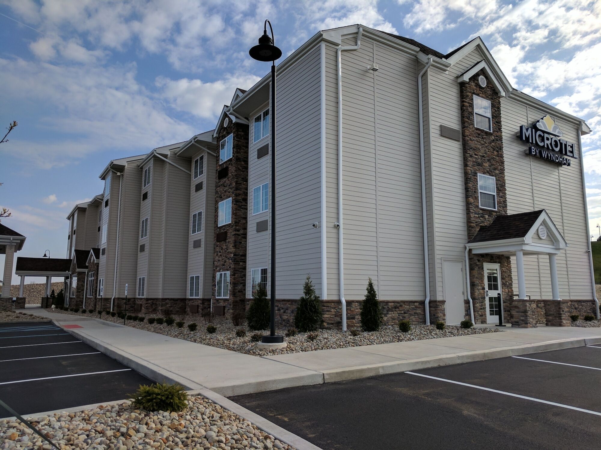 Microtel Inn & Suites By Wyndham Clarion Extérieur photo